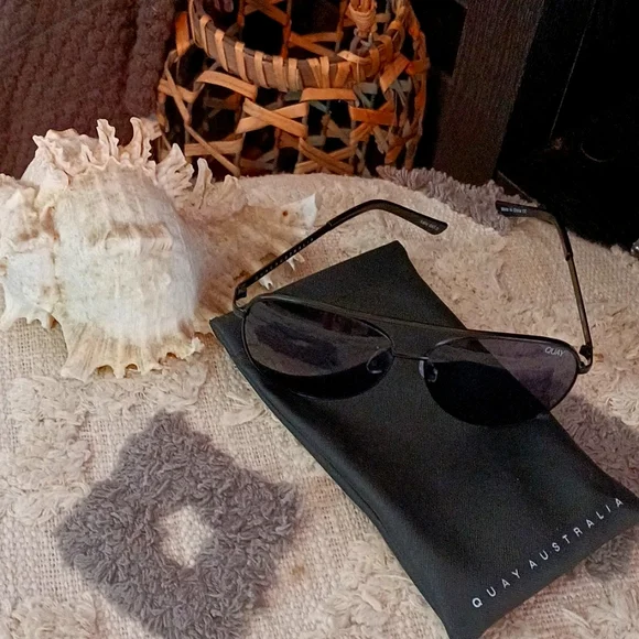 Quay Australia | Accessories | Quay Australia Vivienne  display picture 2